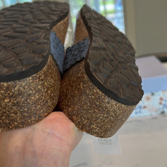 Sophia Milano Brina Leather sandal 🩴 - Picture 13 of 17